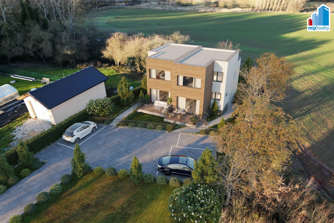 tn_zoom_filename_83885