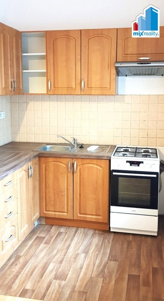 tn_zoom_filename_82769