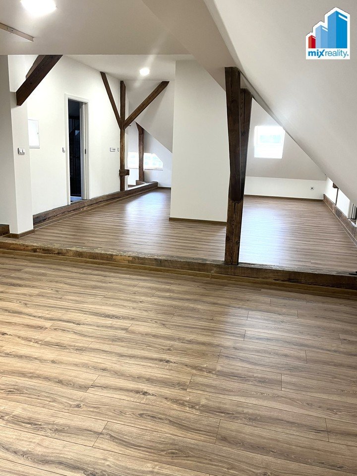 tn_zoom_filename_83223