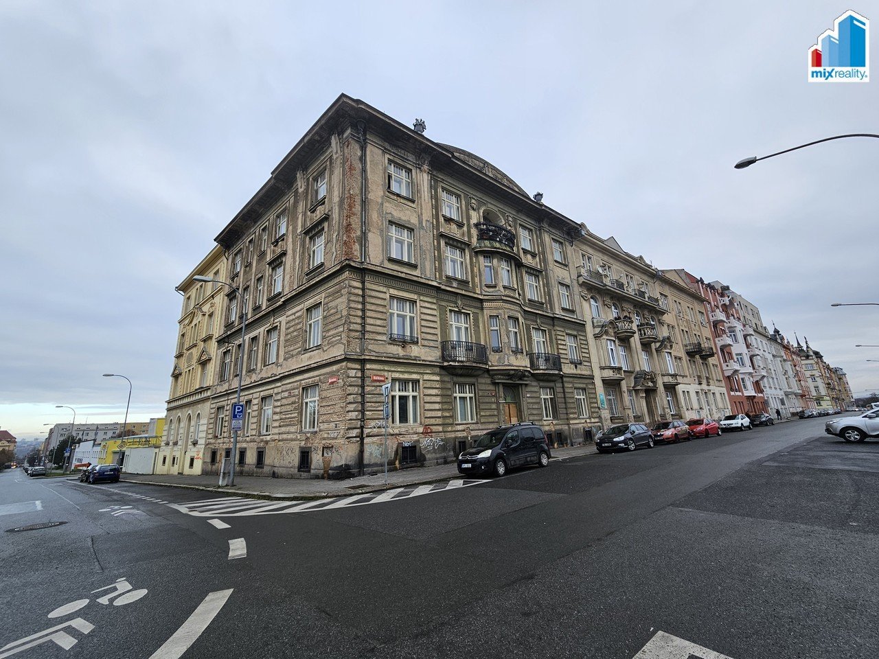 tn_zoom_filename_83756